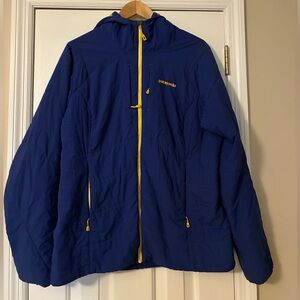 Patagonia Nano Puff Hooded Jacket Blue & Yellow Women’s XL Lightweight jacket